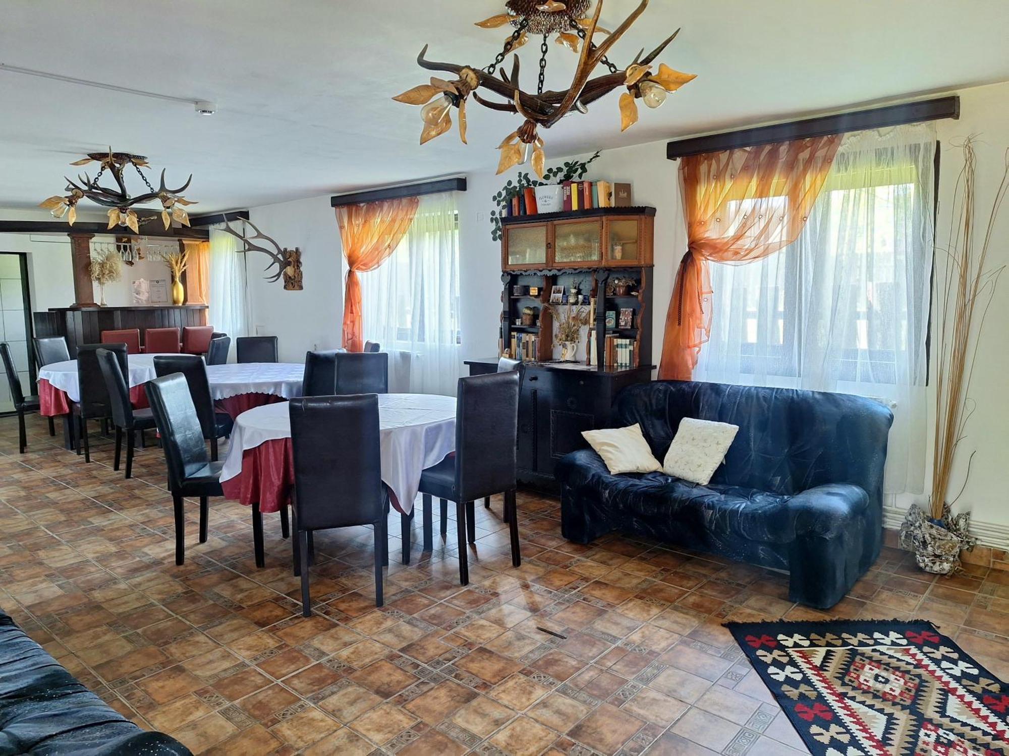 Villa Clematis House Voronet Esterno foto